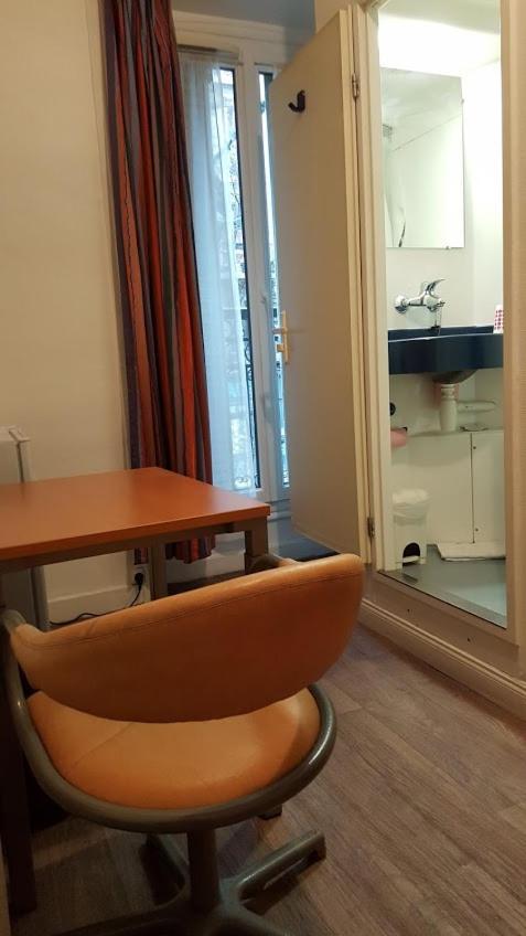 Hotel Feria クリシー エクステリア 写真